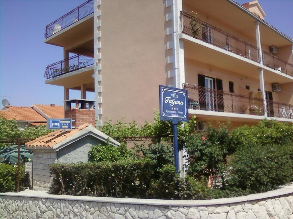 Rooms & Studio Villa Tatjana ซูเปตาร์ ภายนอก รูปภาพ
