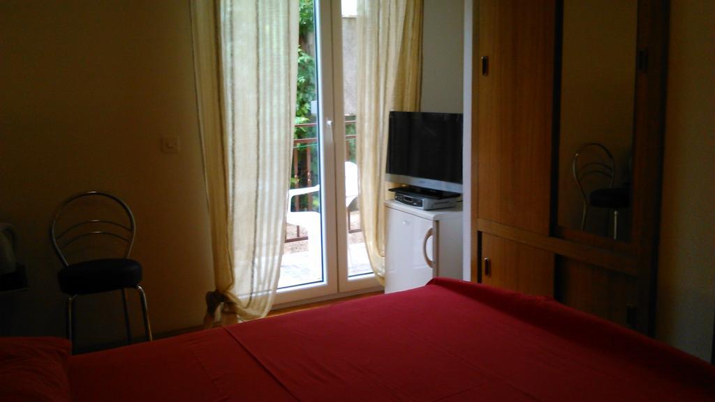 Rooms & Studio Villa Tatjana ซูเปตาร์ ภายนอก รูปภาพ