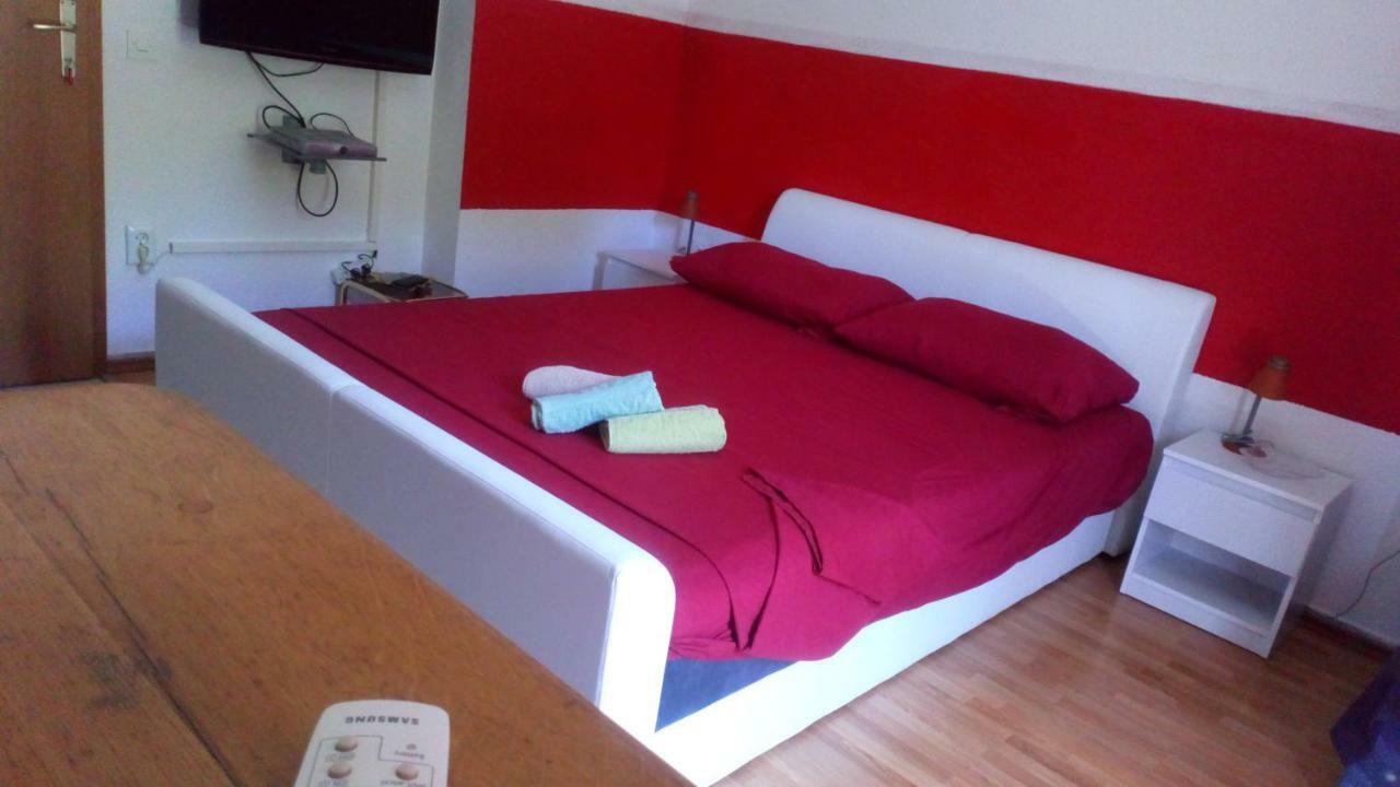 Rooms & Studio Villa Tatjana ซูเปตาร์ ภายนอก รูปภาพ